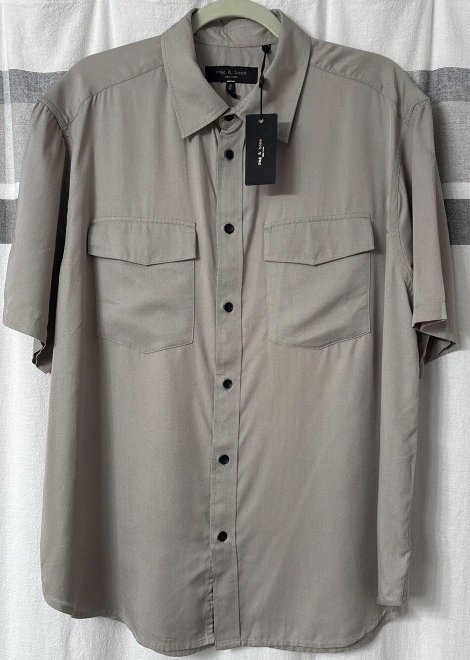 NWT Rag And Bone Men’s Medium Matthew 2 Pocket Shirt Button Down Grey S/S $238